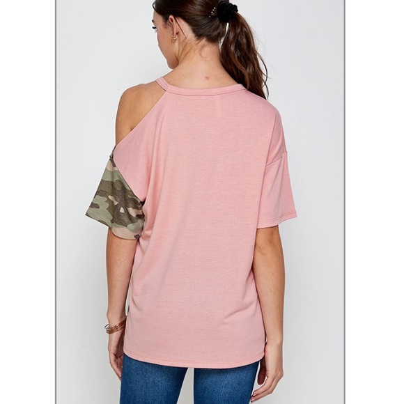 Dusty rose and camouflaged cold shoulder top - Picture 3 of 5